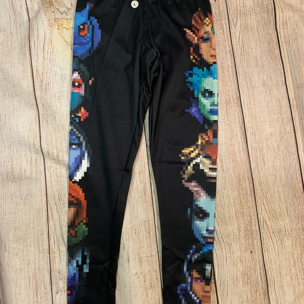 Dota 2 Black Graphic Hero Pixel Leggings